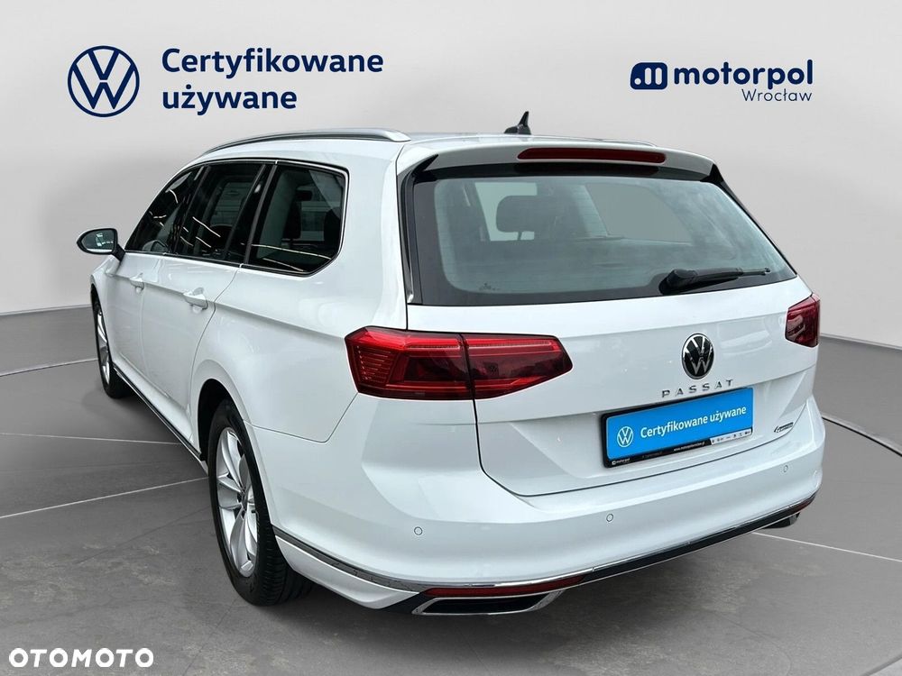 Volkswagen Passat Variant 2021 photo 2