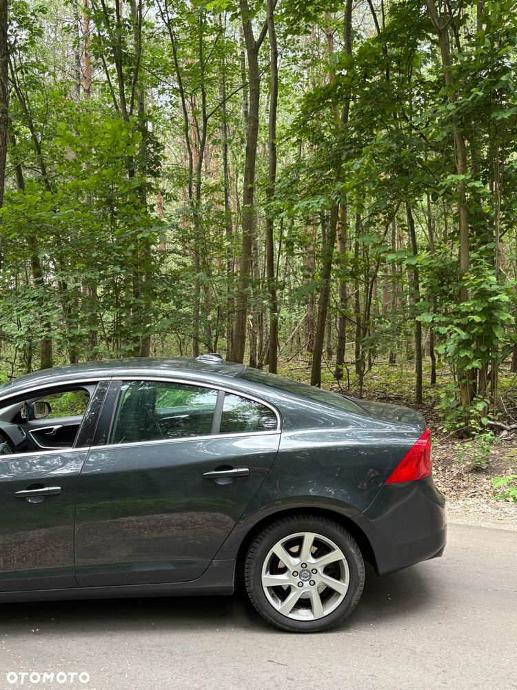 Volvo S60 D4 Drive-E Momentum - 13