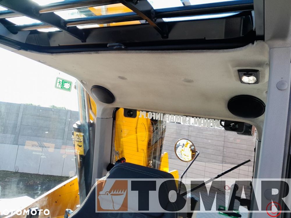 JCB 560-80 2023R agri - 27