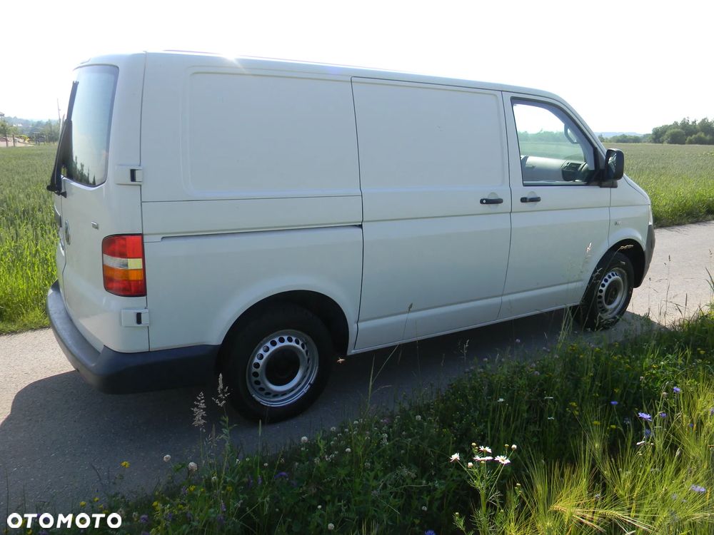 Volkswagen Transporter - 5