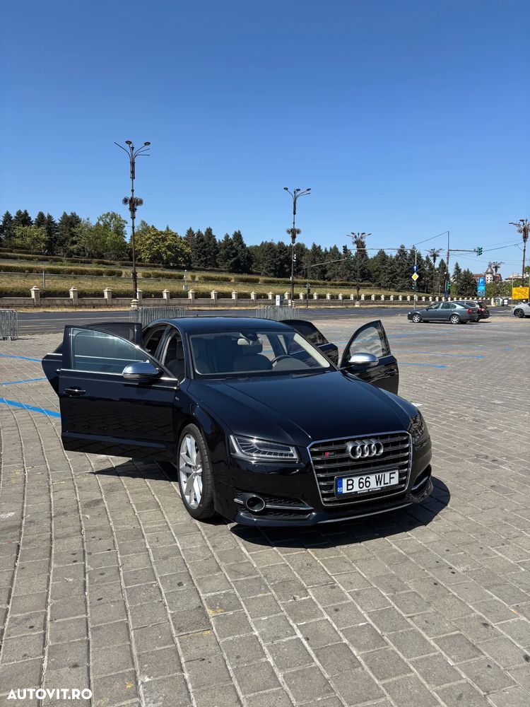 Audi S8 Plus 4.0 TFSI quattro Tiptronic - 22