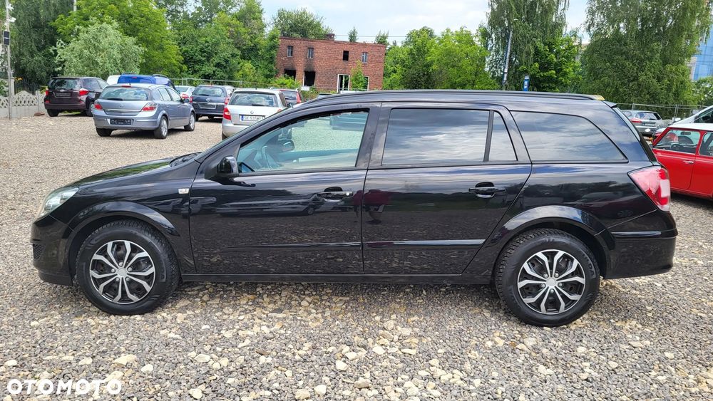 Opel Astra 1.4 Caravan - 18