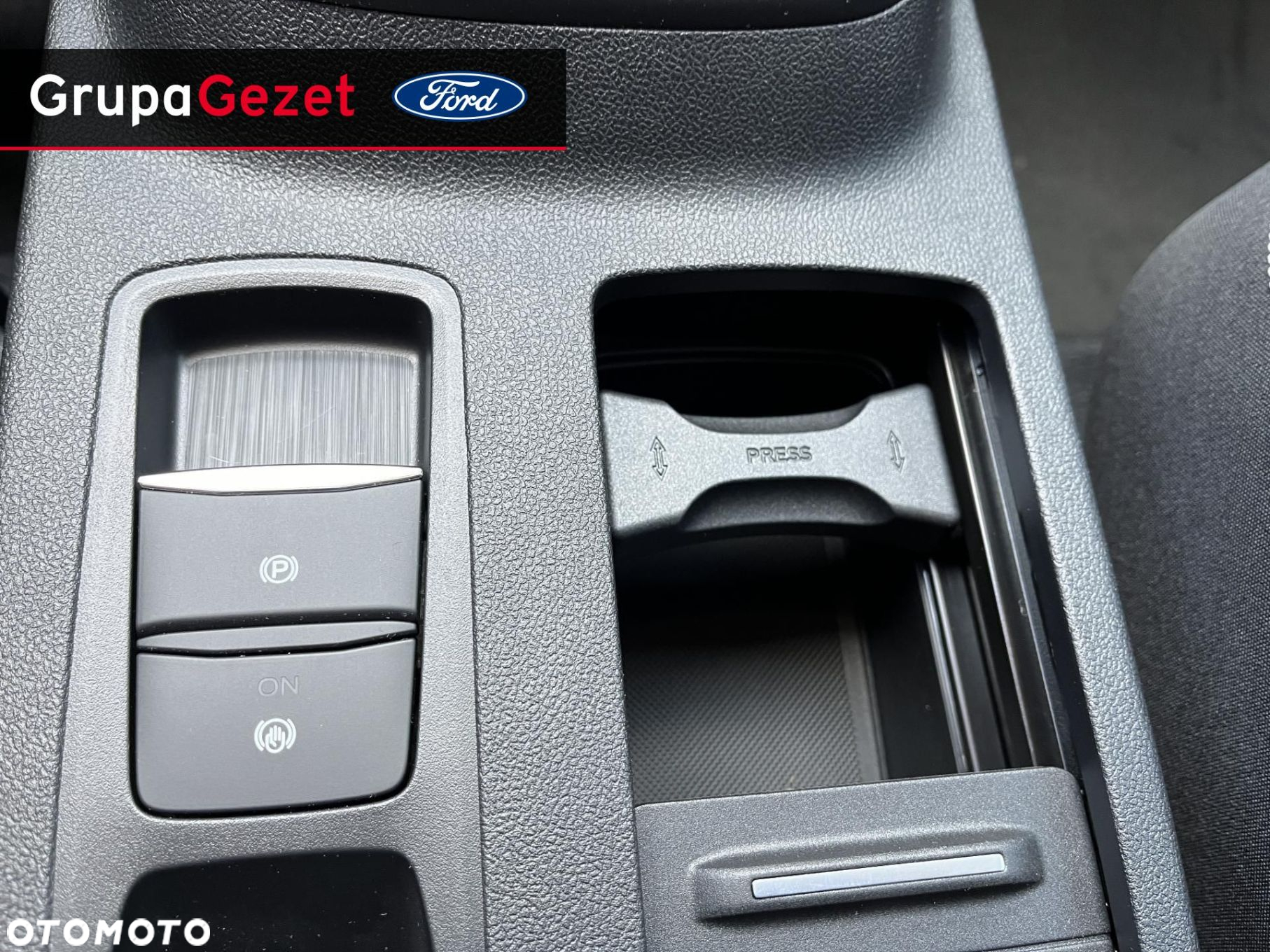 Ford Kuga - 15