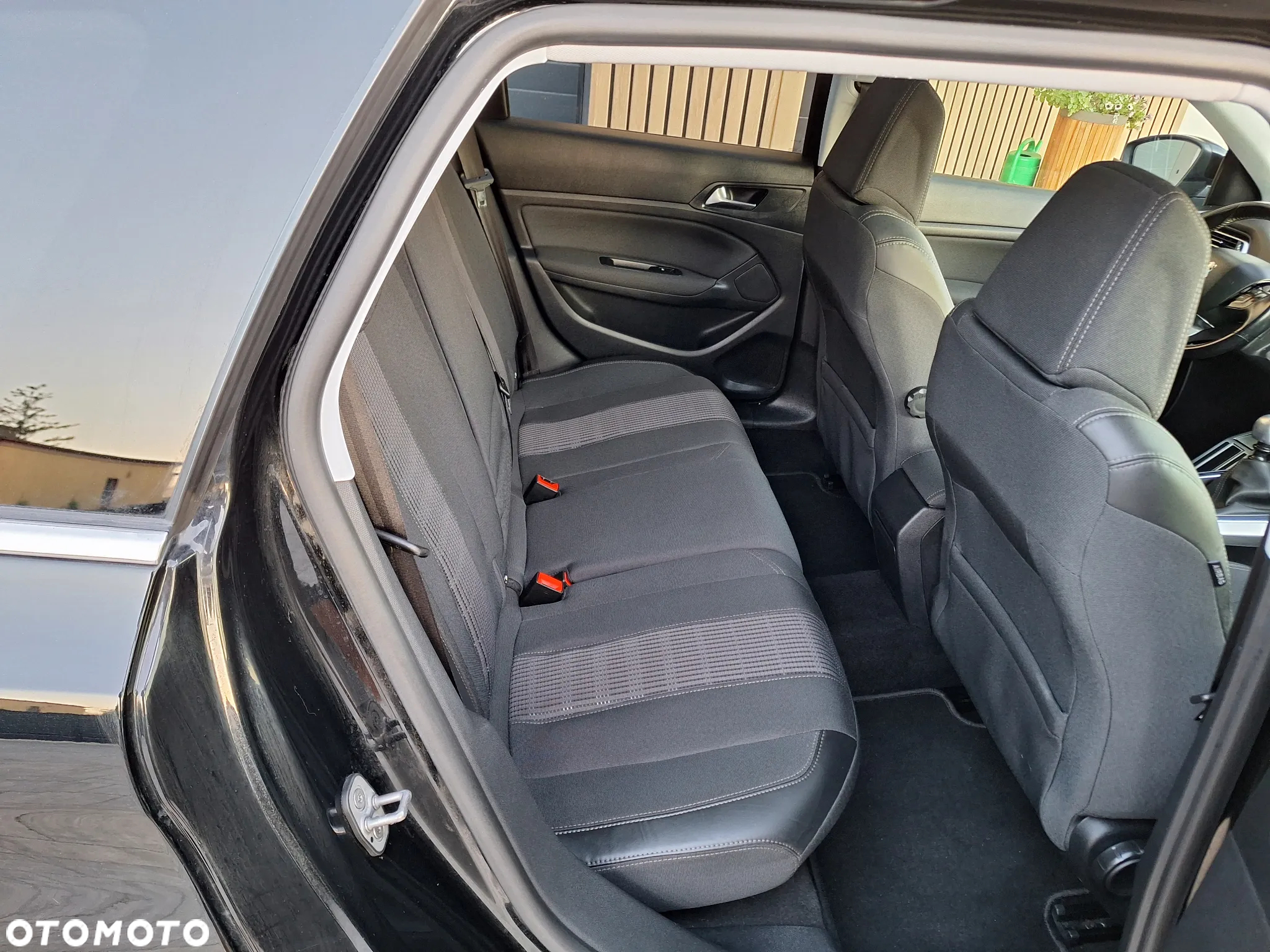 Peugeot 308 SW 1.6 BlueHDi Allure S&S - 9
