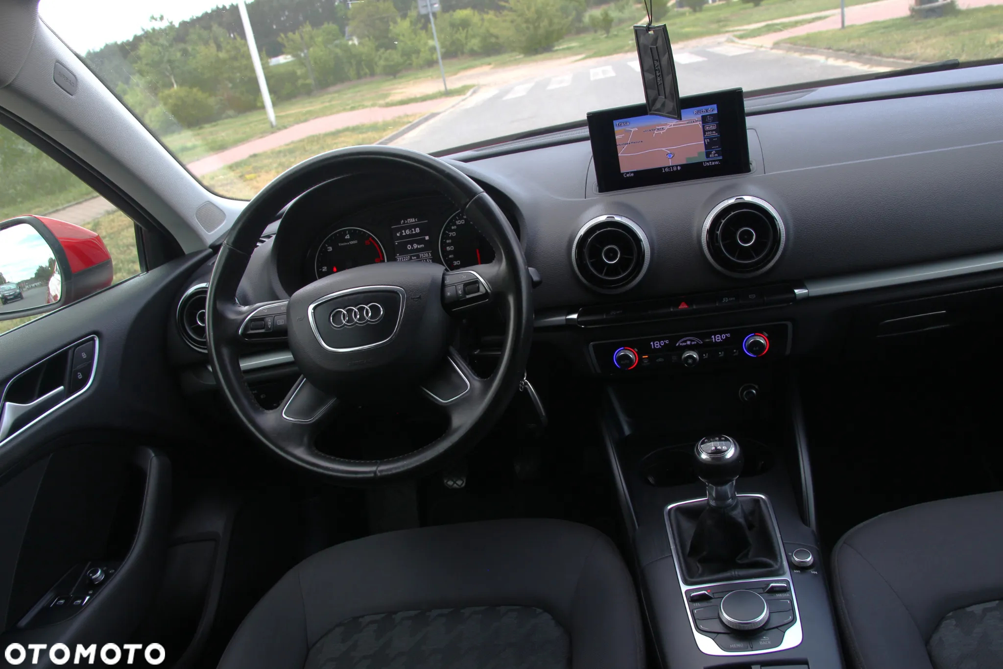 Audi A3 1.6 TDI Attraction - 22