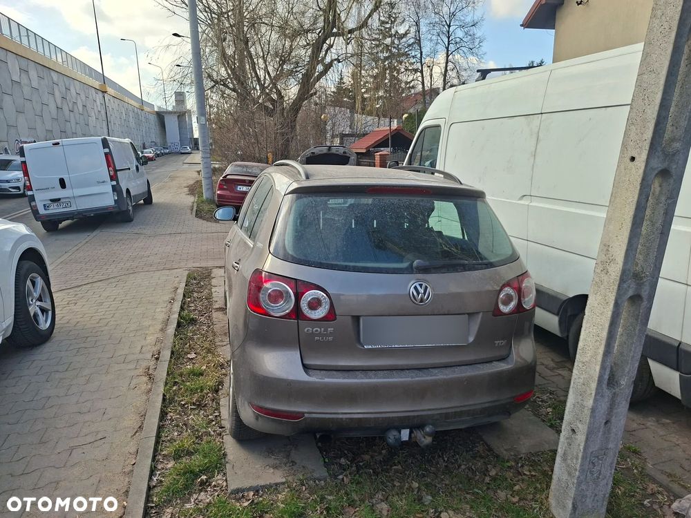 Volkswagen Golf Plus 1.6 TDI Comfortline DSG - 3