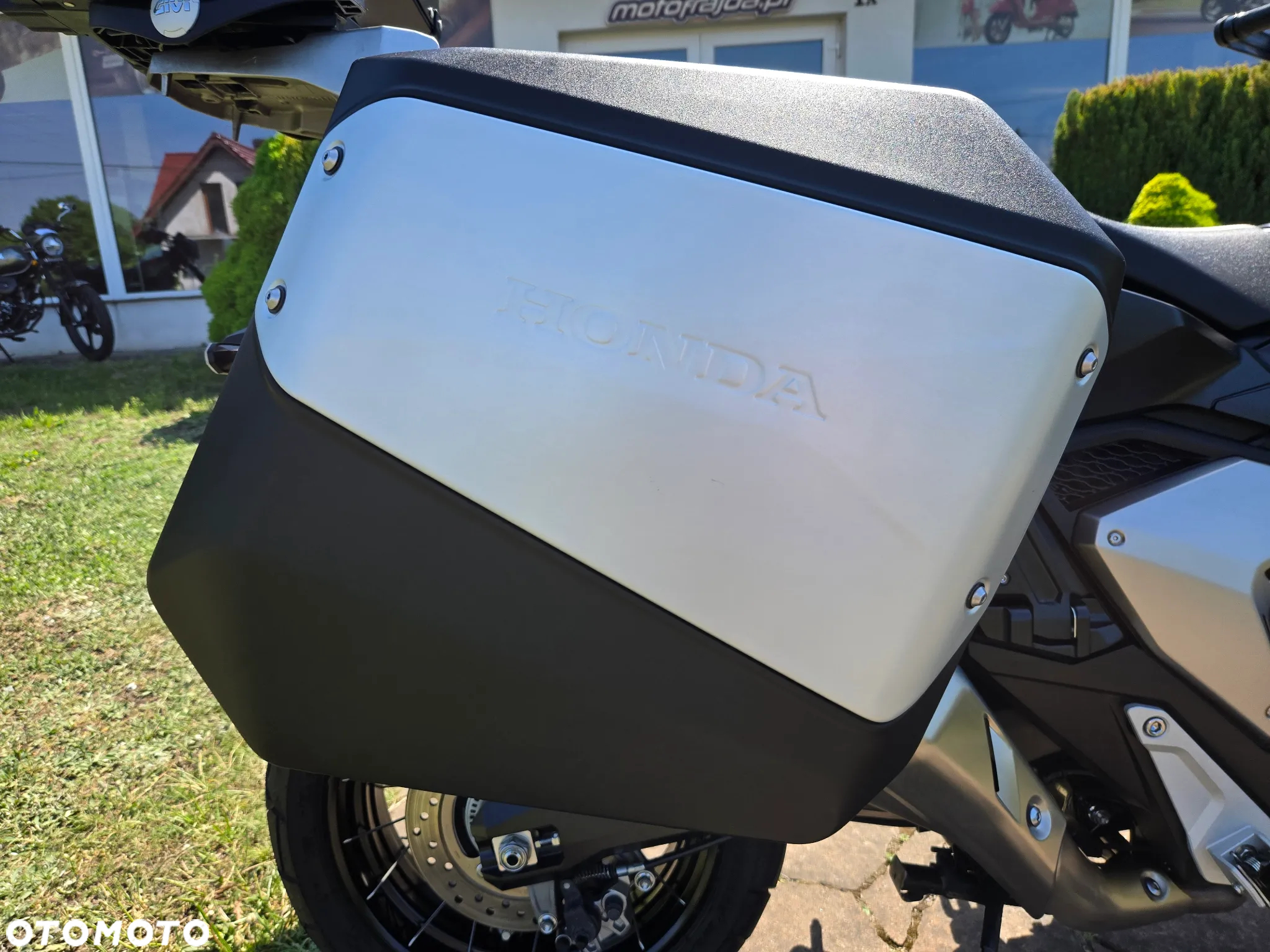 Honda X-ADV - 23
