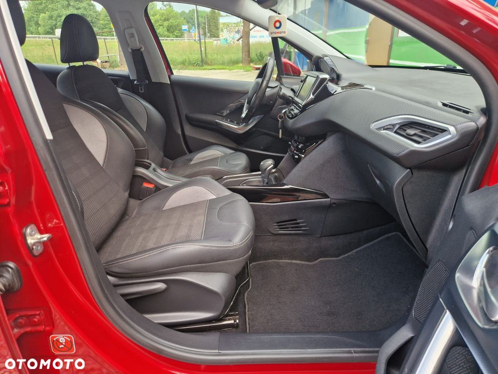 Peugeot 2008 - 13