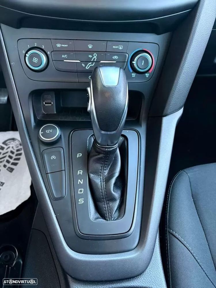 Ford Focus 1.5 EcoBlue S&S Aut. COOL&CONNECT - 10