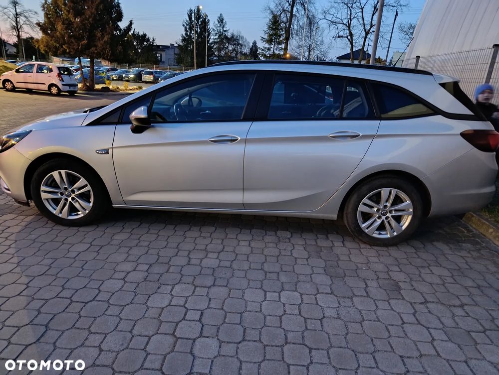 Opel Astra - 9