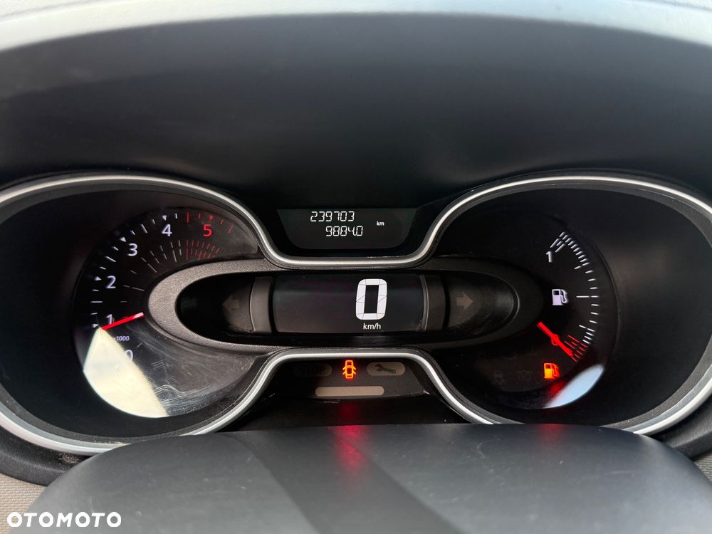 Renault Trafic - 8