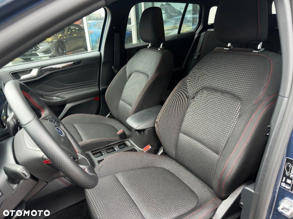 Ford Focus - 21