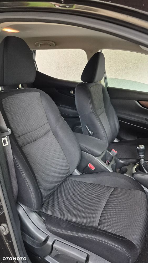 Nissan Qashqai 1.2 DIG-T N-Connecta - 8
