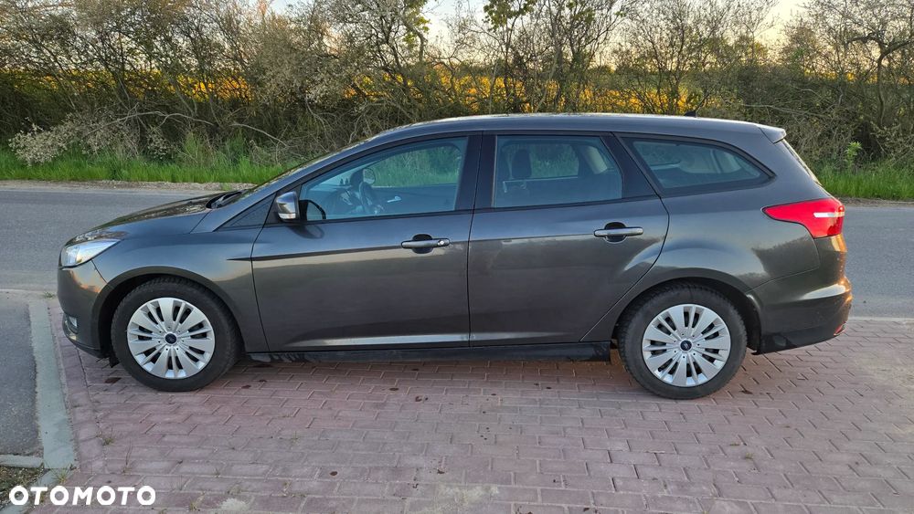 Ford Focus - 4