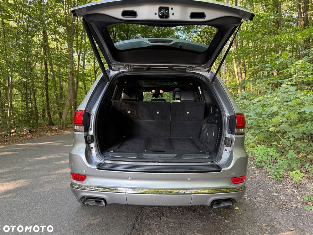 Jeep Grand Cherokee 5.7 V8 Overland Summit - 12