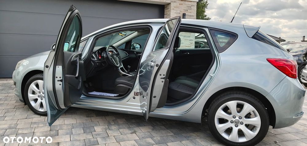 Opel Astra 1.6 ENERGY - 13