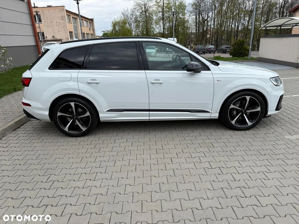 Audi Q7 - 4