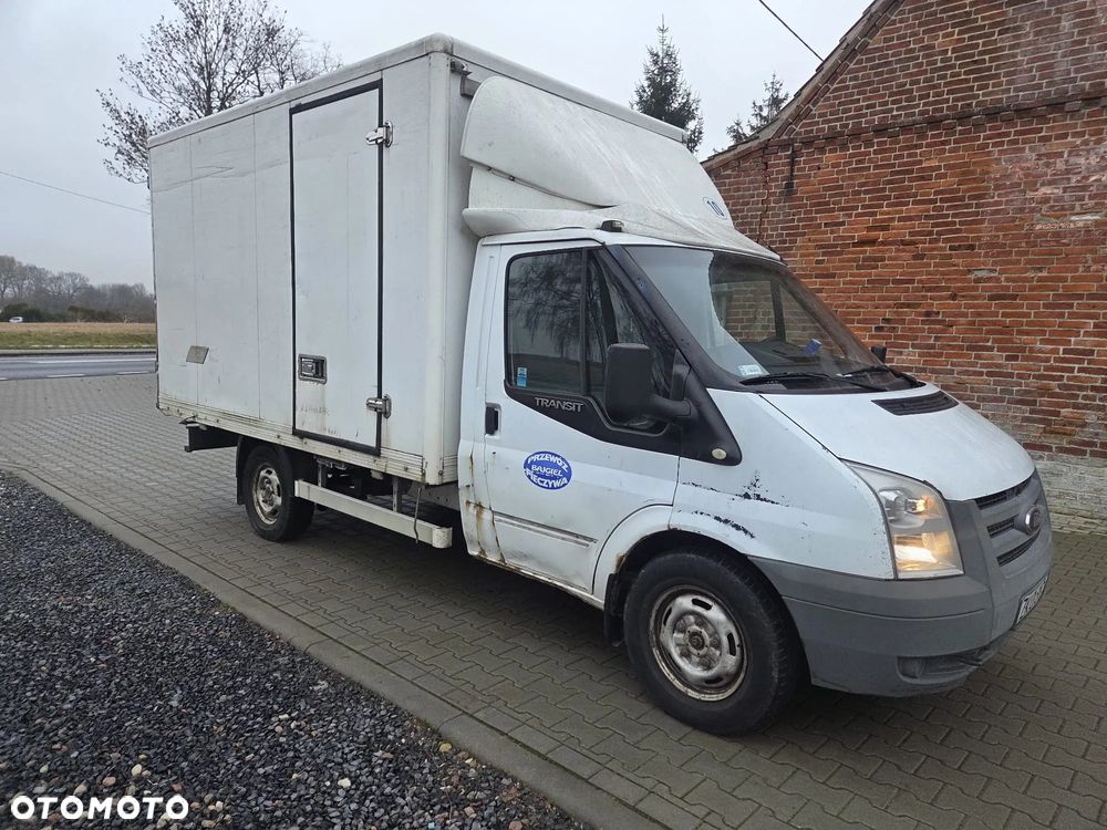 Ford Transit - 1