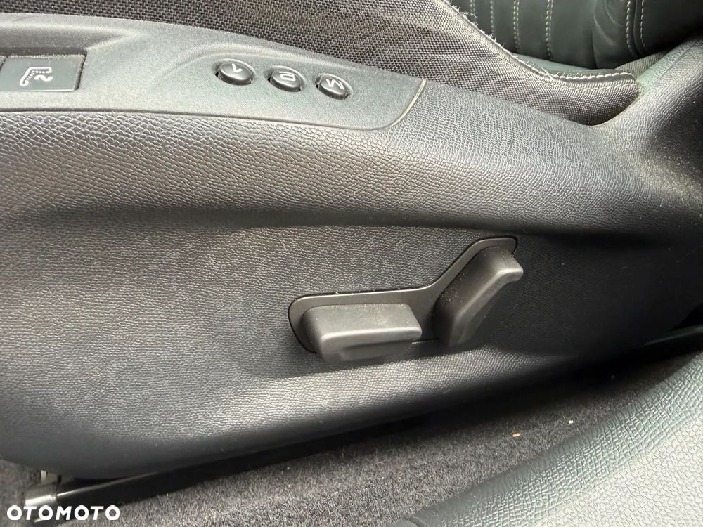 Peugeot 308 BlueHDi FAP 120 EAT6 Stop & Start Allure - 17