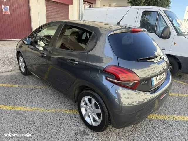 Peugeot 208 1.2 PureTech Active - 13