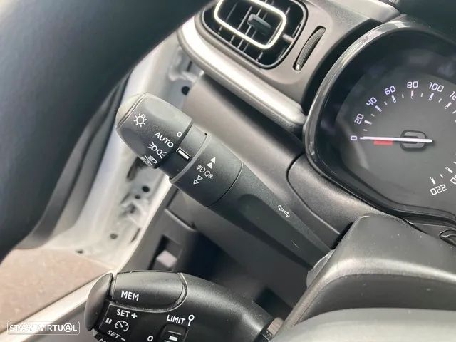 Citroën C3 1.2 PureTech C-Series - 18