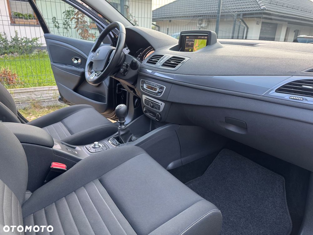 Renault Megane 1.2 16V TCe Energy Limited EU6 - 28