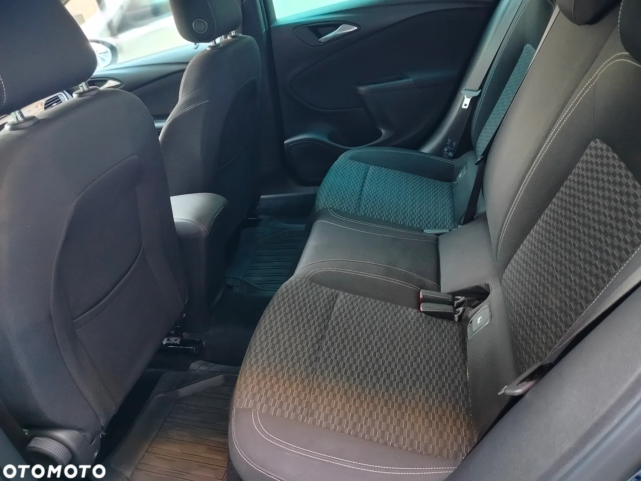 Opel Astra - 10