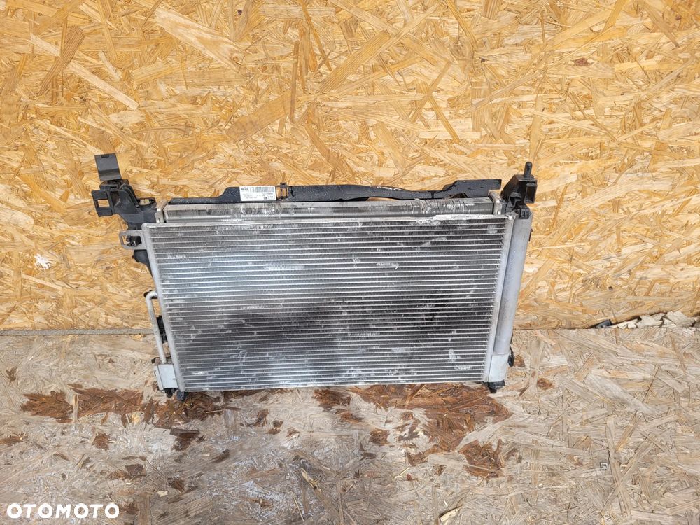 OPEL CORSA E 14- PAS PRZEDNI CHŁODNICE WENTYLATOR - 4