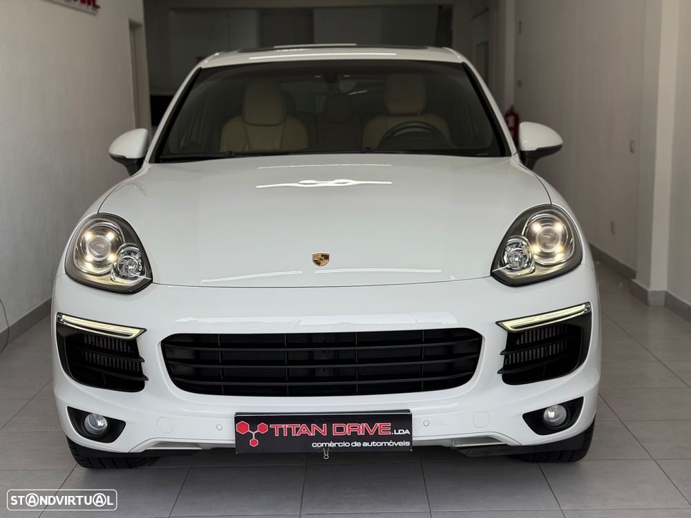 Porsche Cayenne Tiptronic S - 4