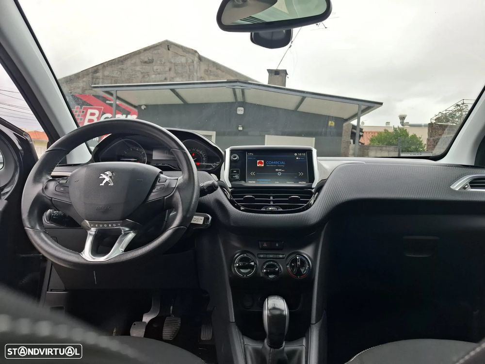 Peugeot 208 PureTech 82 Start & Stop Style - 22
