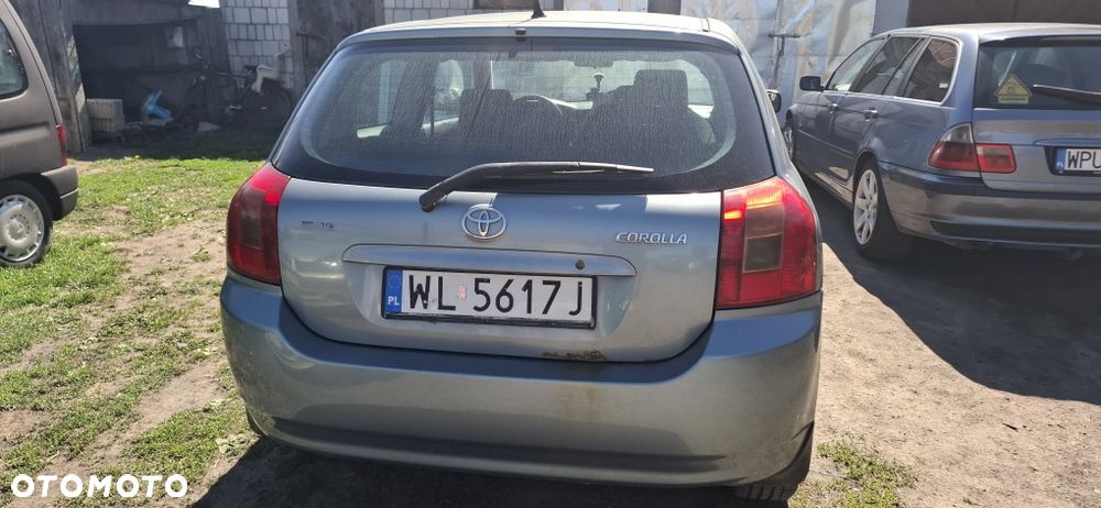 Toyota Corolla - 1