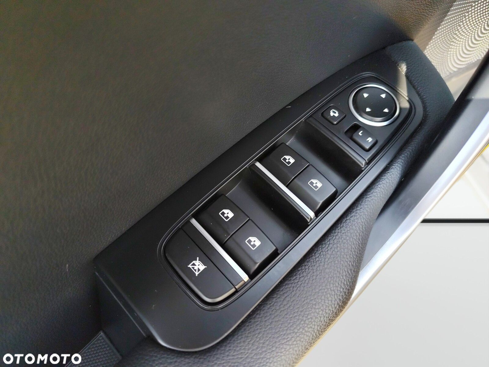 Kia XCeed - 13