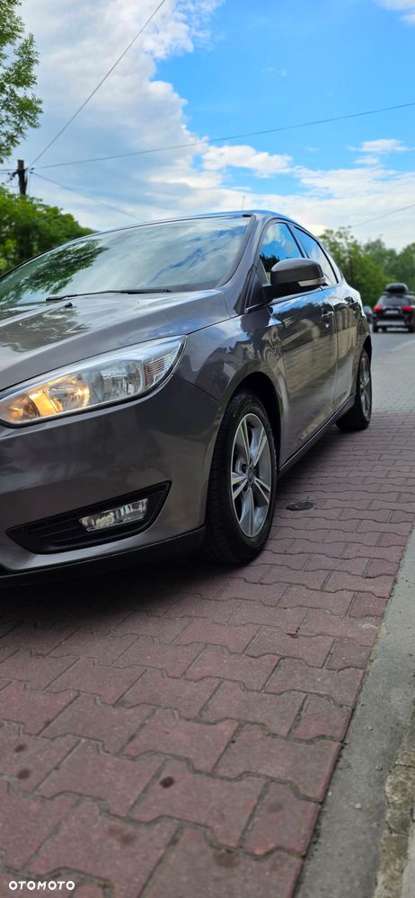 Ford Focus - 8