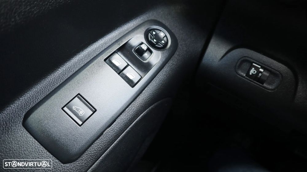 Peugeot Partner 1.5 BlueHdi 100 Asphalt LONGA C/Iva - 17