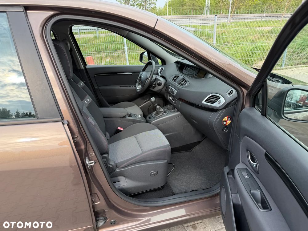 Renault Scenic ENERGY TCe 115 S&S Paris - 17