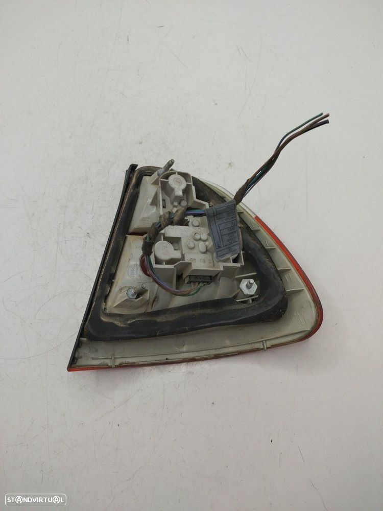 Farolim Stop Esq Bmw 3 Touring (E46) - 3
