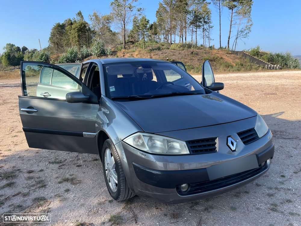 Renault Mégane 1.9 dCi Dynamique - 8