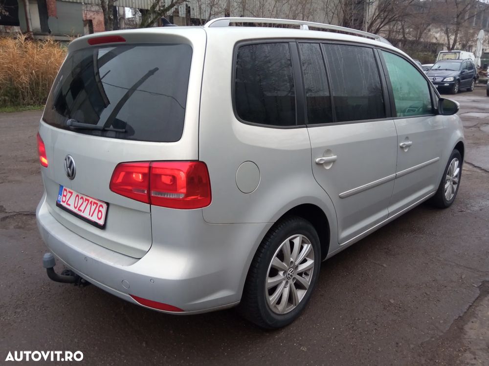 Volkswagen Touran - 7