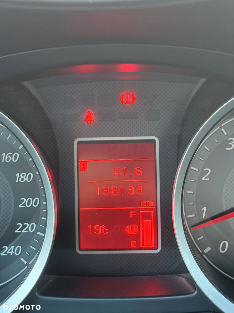 Mitsubishi Lancer - 16