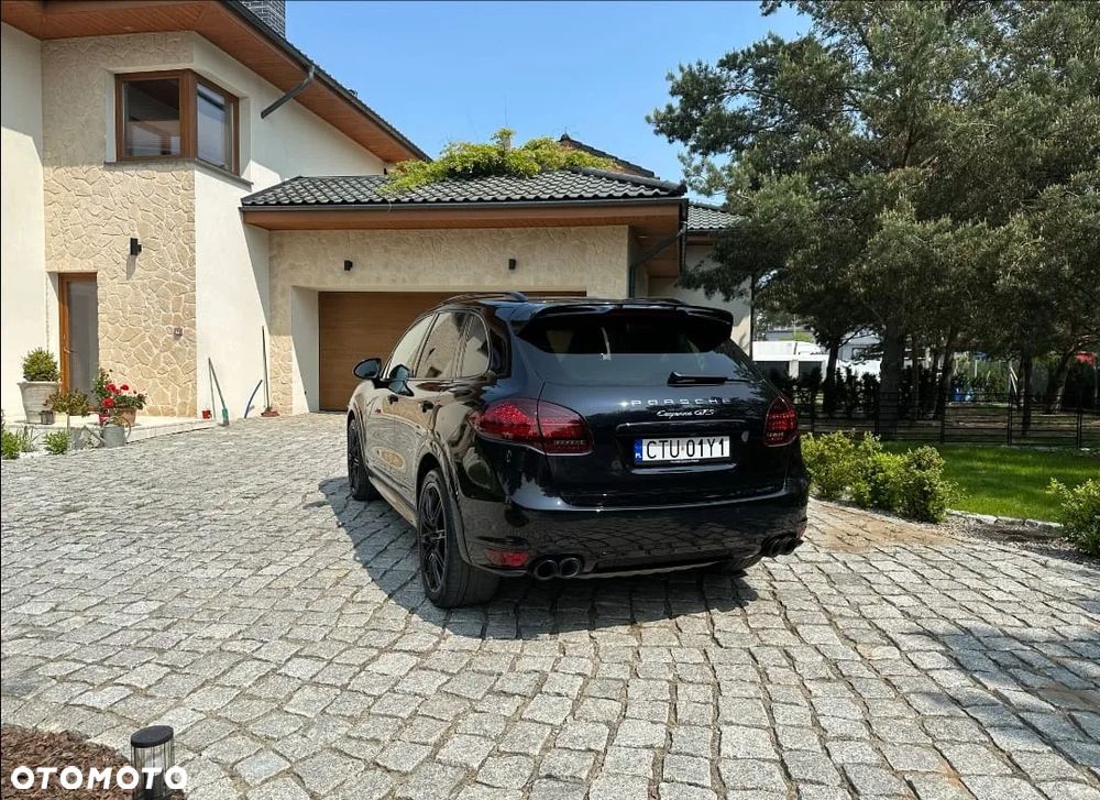 Porsche Cayenne GTS - 13