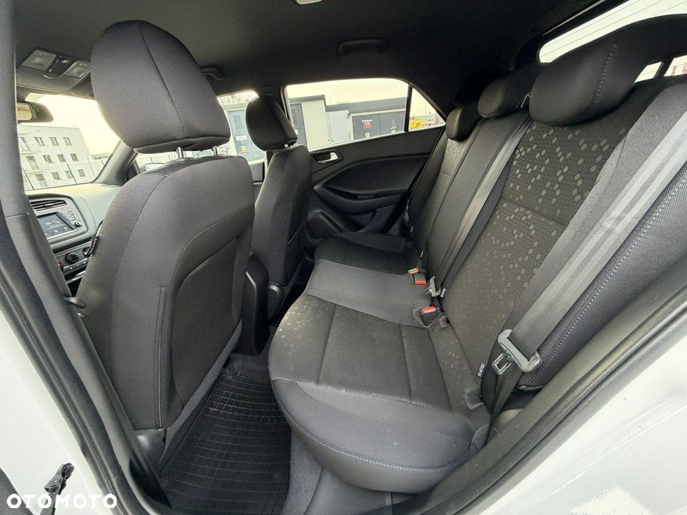Hyundai i20 blue 1.2 YES!+ - 34