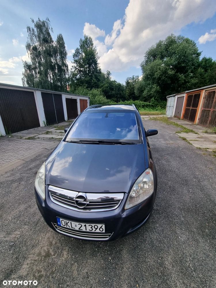 Opel Zafira 1.8 Family - 1