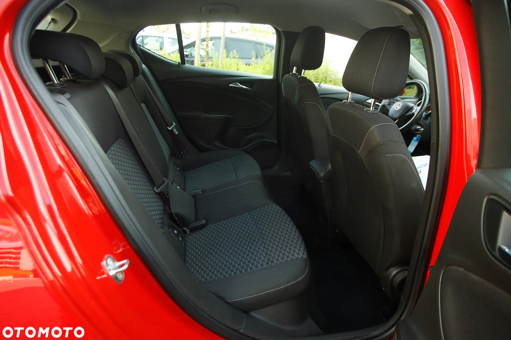 Opel Astra 1.4 Turbo Innovation - 33