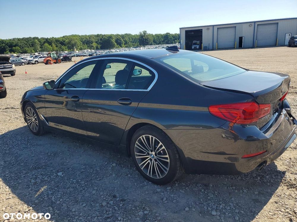 BMW Seria 5 530i xDrive Luxury Line - 3