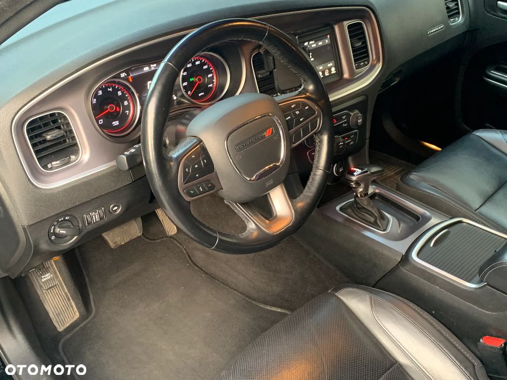 Dodge Charger - 8