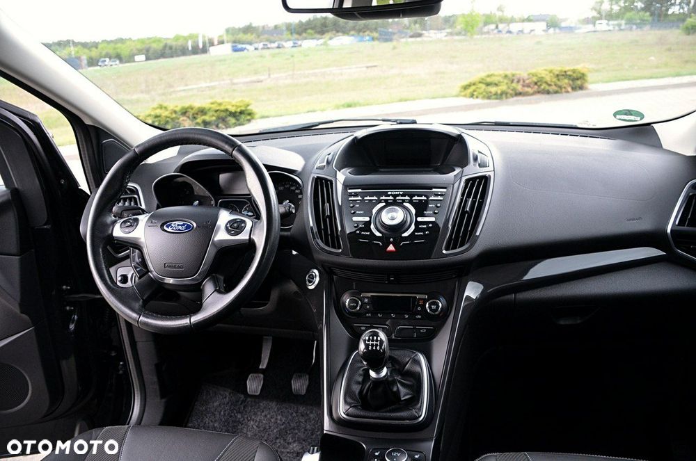 Ford Kuga - 19