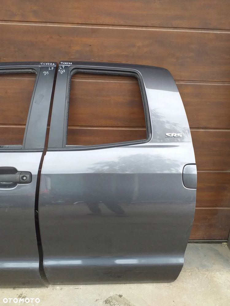 Toyota Tundra DRZWI LEWY TYŁ TYLNE LEWE - 2