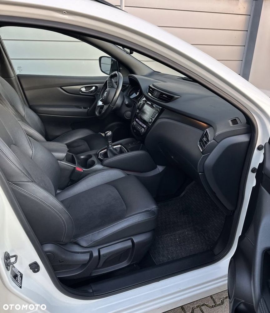 Nissan Qashqai 1.5 dCi N-TEC - 8