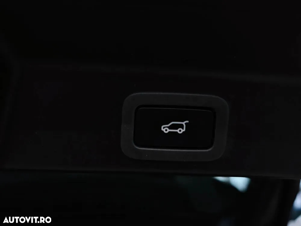 Jaguar F-Pace 20d AWD Aut. Prestige - 31