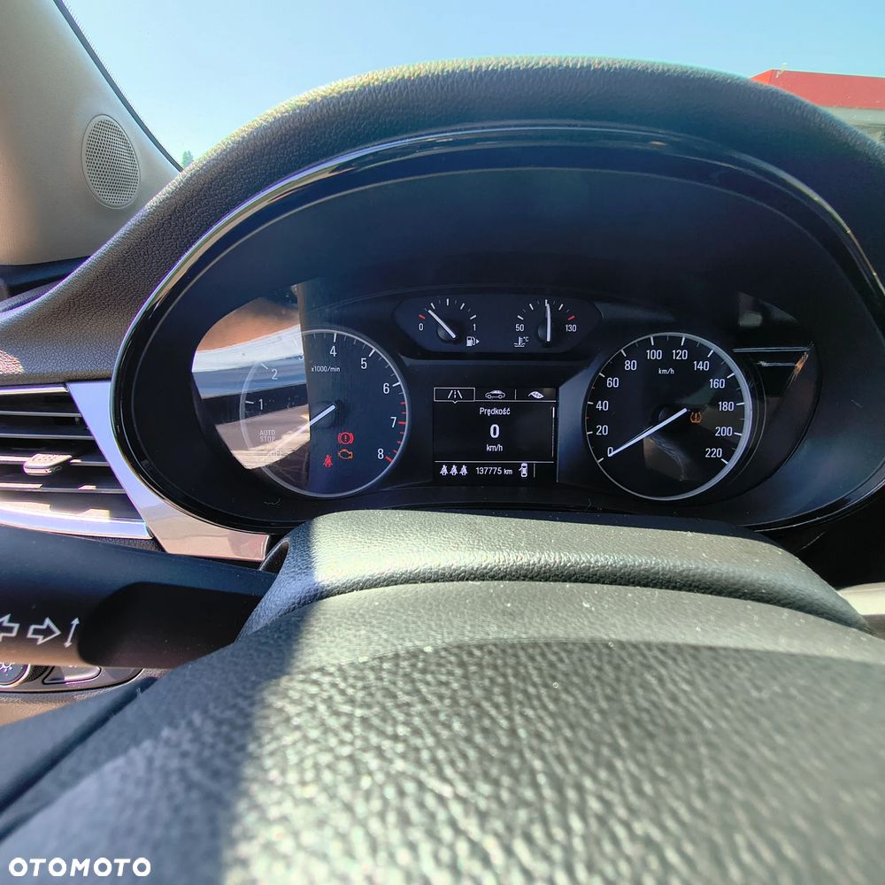 Opel Mokka X 1.6 Essentia S&S - 13